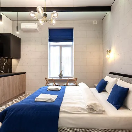 Leogrand On Shpytalna 21