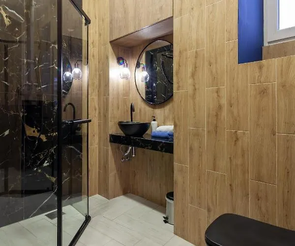 Leogrand On Shpytalna 21 Leópolis